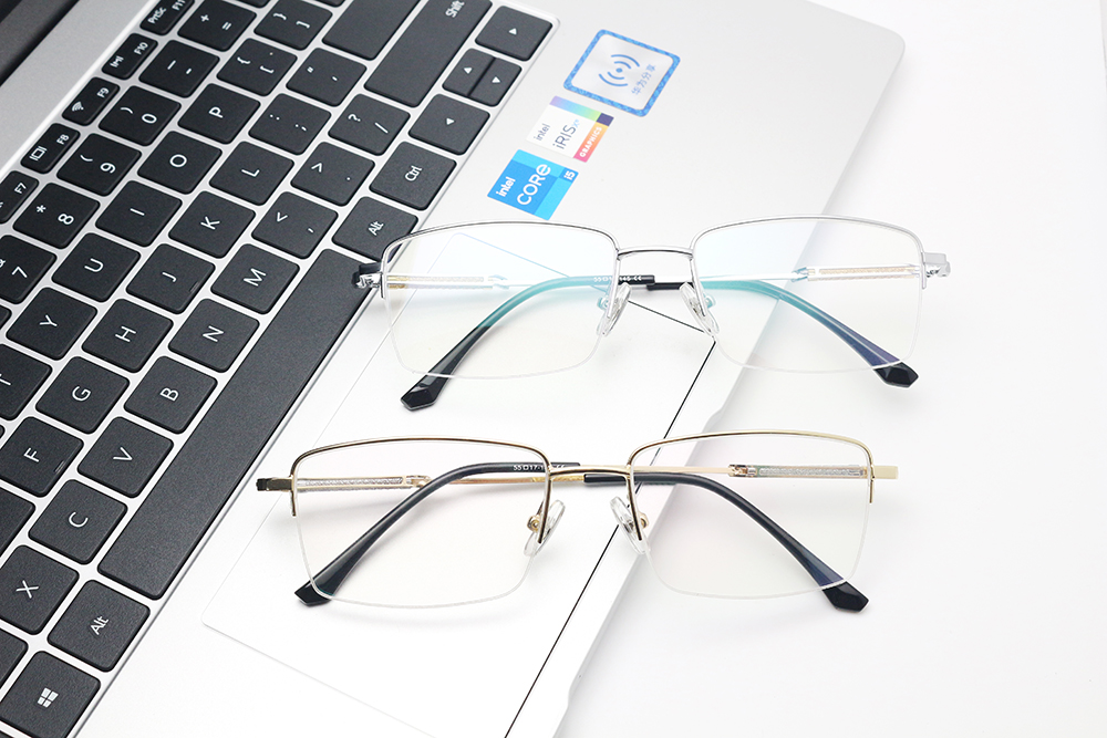 Upgrade Your Look with Removable Decorative Pieces - The Hottest Eyewear Trend!